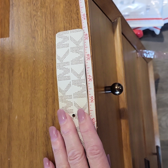 Michael Kors Belt White Synthetic Leather Patterned Gold Tone Buckle Size Medium - Picture 10 of 10